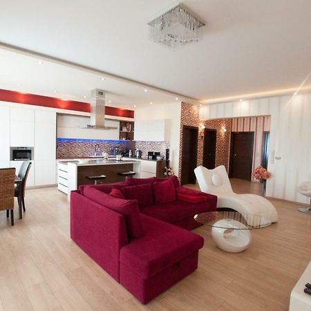 Prestige apartment Komárno Eksteriør billede