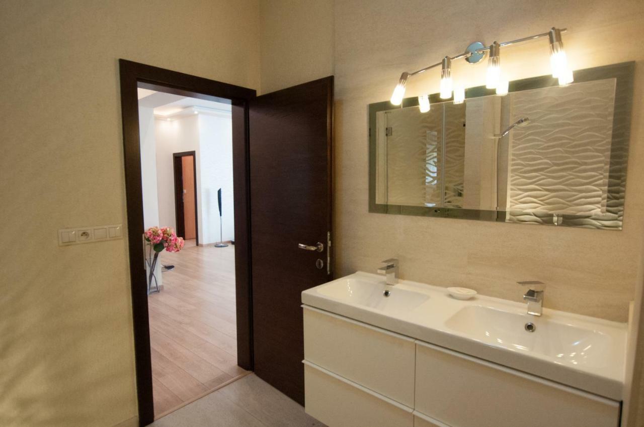 Prestige apartment Komárno Eksteriør billede