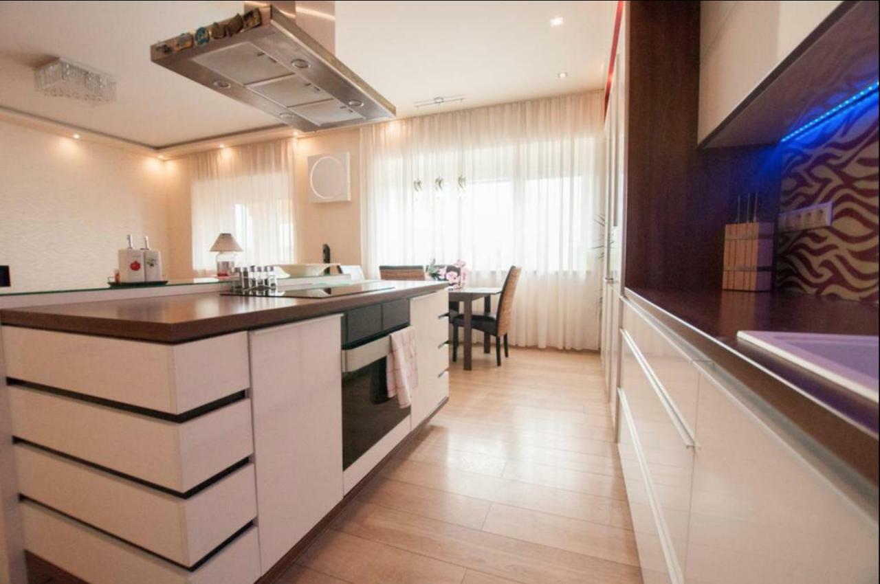 Prestige apartment Komárno Eksteriør billede